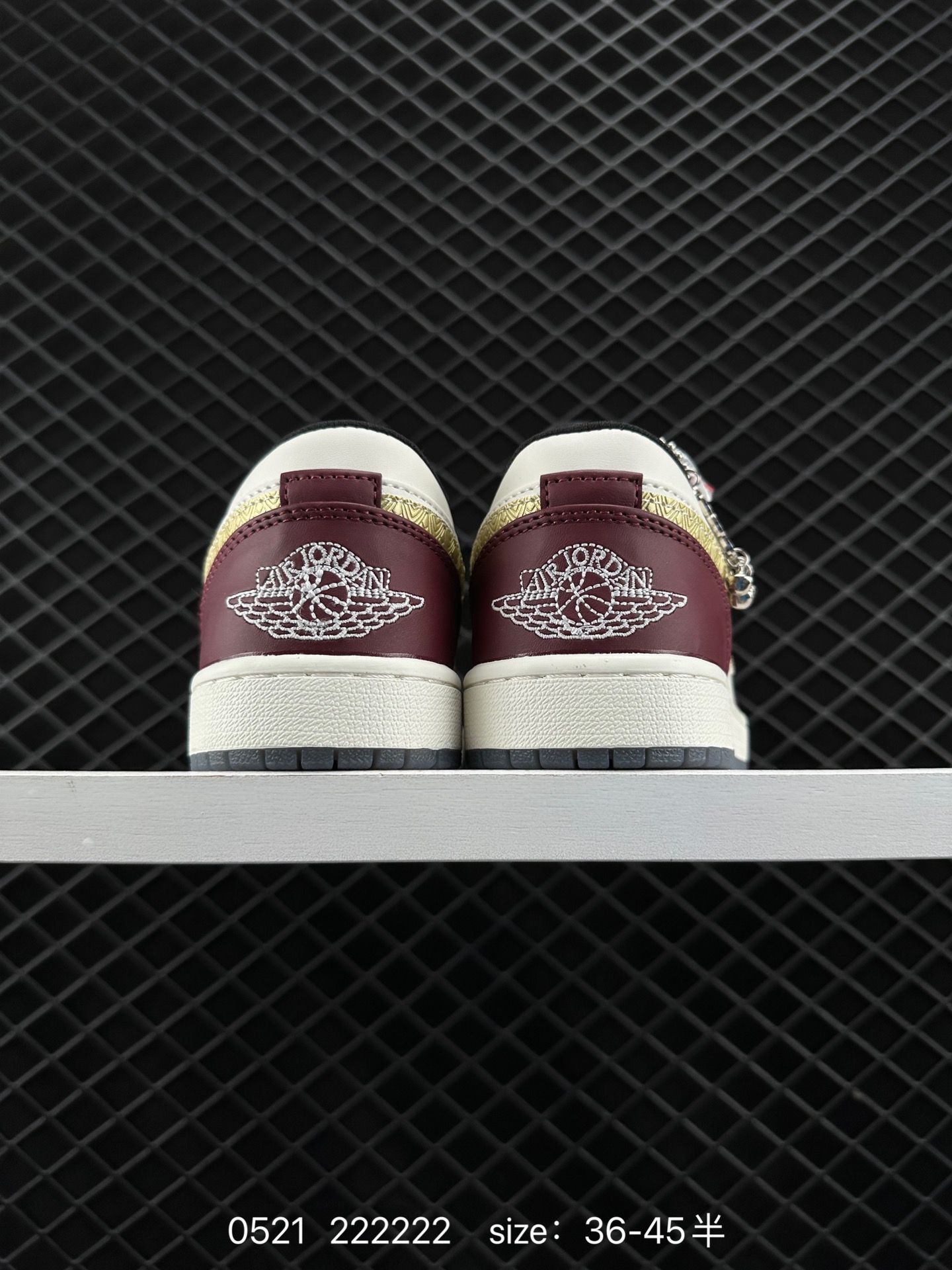 Air Jordan 1 Low AJ1